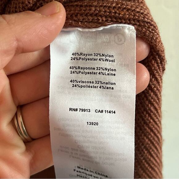 A Pea In The Pod Long Sleeve V-Neck Tunic Sweater Small Rust Brown Maternity - Picture 5 of 6